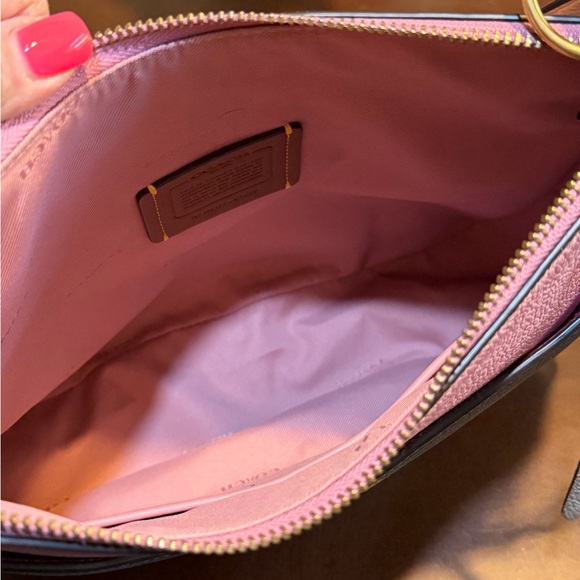 COACH Metallic Color-Block Leather Chaise
Authentic Crossbody Bag Handbag EUC - Picture 6 of 17